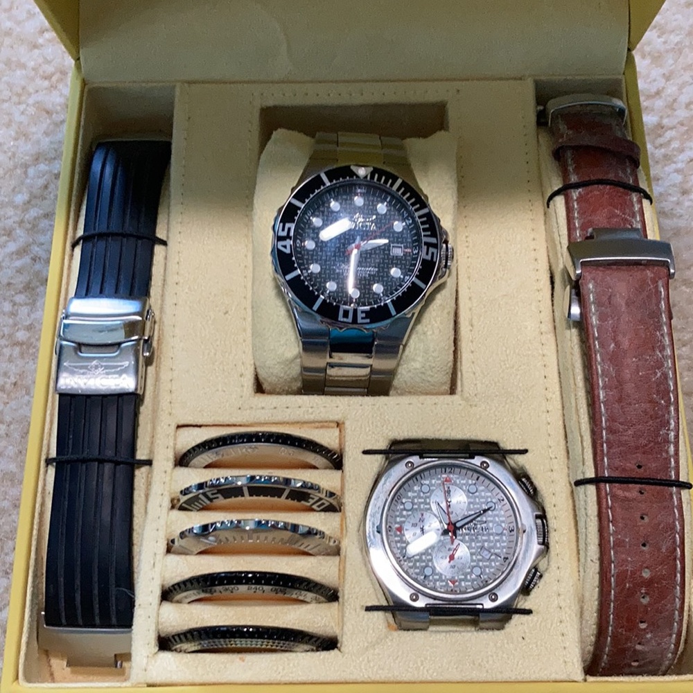 Invicta watch set
